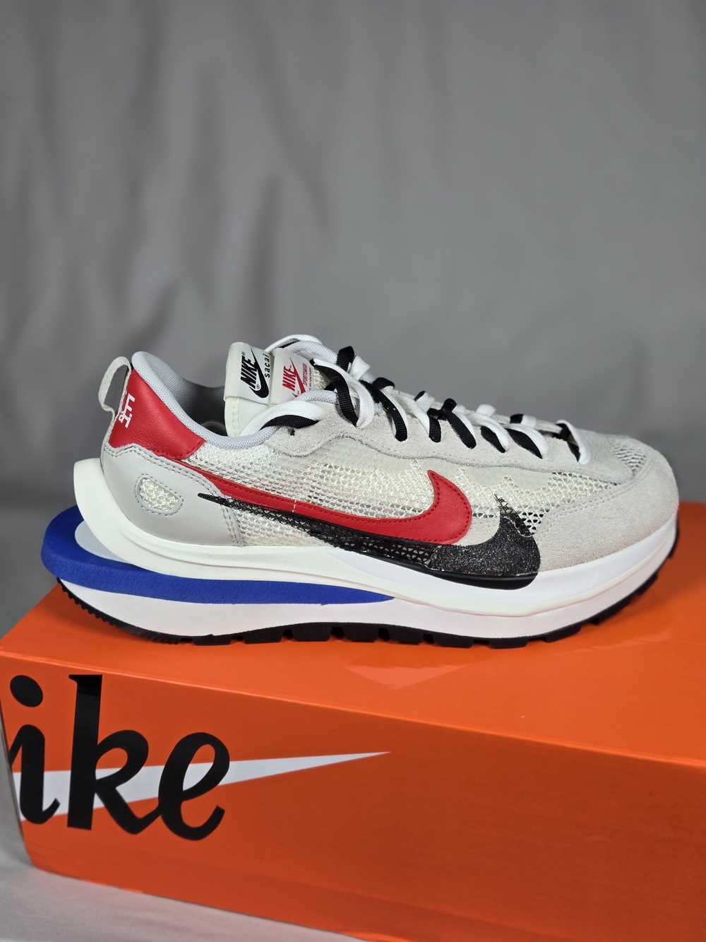 Nike x sacai VaporWaffle Sport Fuchsia CV1363-100 Deadstock Size 10.5 Rare Hype